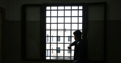 Copertina di Nuova evasione dal carcere di Bollate: detenuta non rientra da un permesso. “Fuggito anche il compagno, è violento”