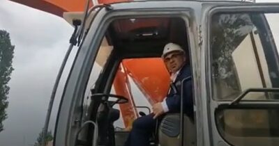 Copertina di Sgomberò il campo rom con la ruspa, condannato l’ex vicesindaco di Ferrara. “Deposito non autorizzato di rifiuti”