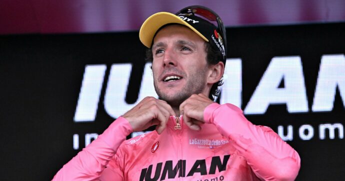 Carapaz-Del Toro “matati” da Yates sull’ultima salita