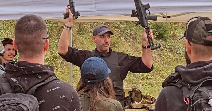 Libro e moschetto: una scuola del vicentino spende 15mila € per un corso paramilitare