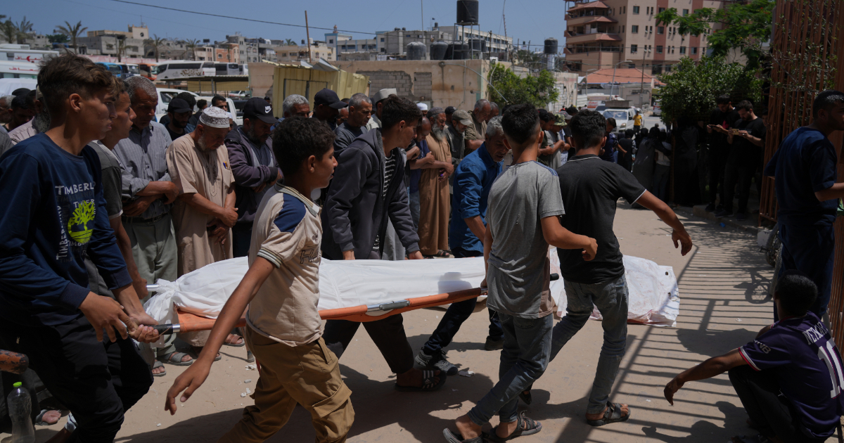 gaza media l esercito israeliano avanza a khan younis msf ospedale pieno di palestinesi feriti durante la distribuzione degli aiuti