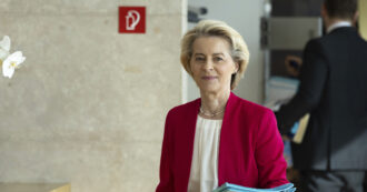 Von der Leyen annuncia una riduzione del tetto al prezzo del petrolio russo. Quotazioni in aumento