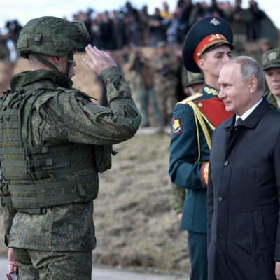 Copertina di “Il Cremlino attaccherà nel 2029”. Ma non era già a luglio  del 2025?