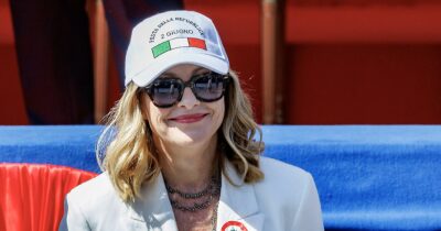 Copertina di Referendum, Meloni andrà al seggio ma non ritirerà le schede: cosa comporta questa scelta per il quorum