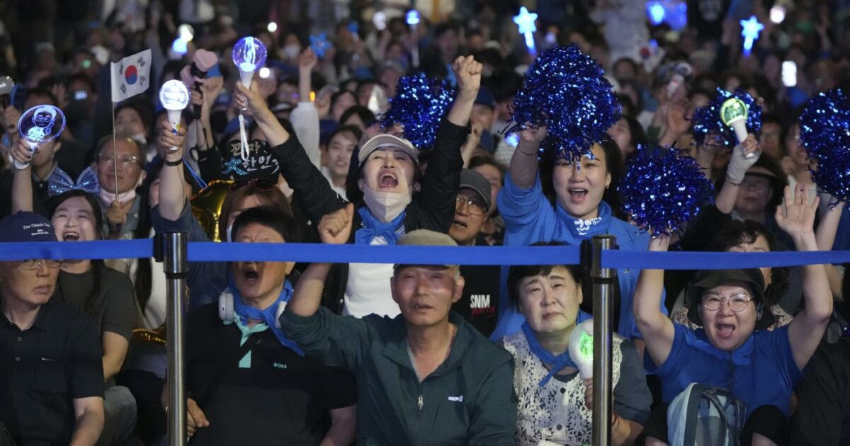 Corea del Sud, il liberale Lee Jae Myung è il nuovo presidente: vince le elezioni dopo il tentativo di colpo di Stato Corea del Sud, il liberale Lee Jae Myung è il nuovo presidente: vince le elezioni dopo il tentativo di colpo di Stato