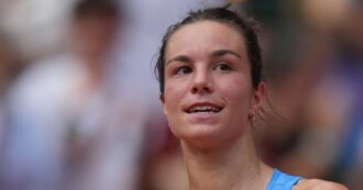 Il deodorante, un lungo infortunio e il basket: chi è Lois Boisson, la francese che sta facendo un miracolo al Roland Garros