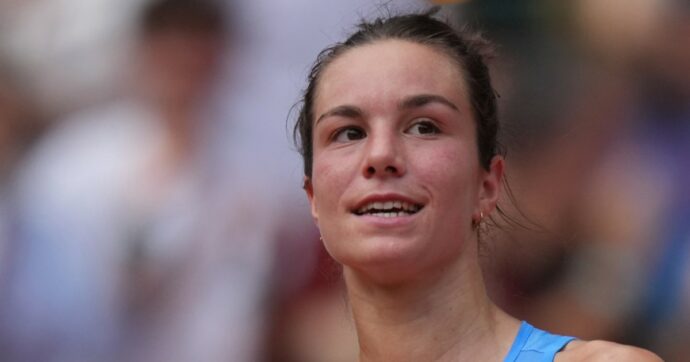 Il deodorante, un lungo infortunio e il basket: chi è Lois Boisson, la francese che sta facendo un miracolo al Roland Garros