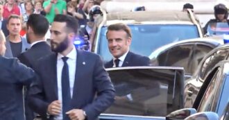 Bilaterale Italia-Francia, l’arrivo del presidente Emmanuel Macron a Palazzo Chigi: il video
