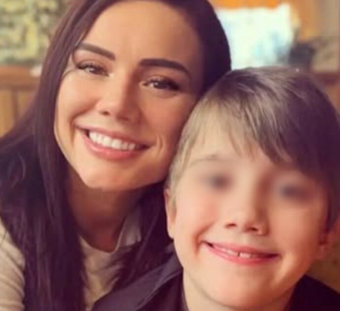 E’ morto a 16 anni Weston, il figlio di Whitney Purvis: “Il mio bambino se n’è andato, non so cosa fare di me stessa”. Lo strazio della star di ’16 and Pregnant’