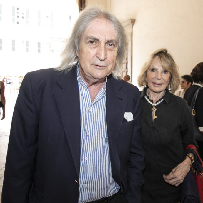 Faida a casa Vanzina. Querele e controquerele tra Enrico e la moglie del defunto Carlo, lei: “Nulla mi sorprende più da chi ha fatto tutto questo a un fratello morto”