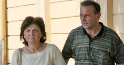 Copertina di Garlasco, la famiglia Poggi: “Assillante campagna diffamatoria, tuteleremo l’onore di Chiara”. La madre: “Disgustati”