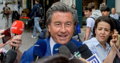 Copertina di L’avvocato piacione di Stasi e i suoi melliflui show in tivù