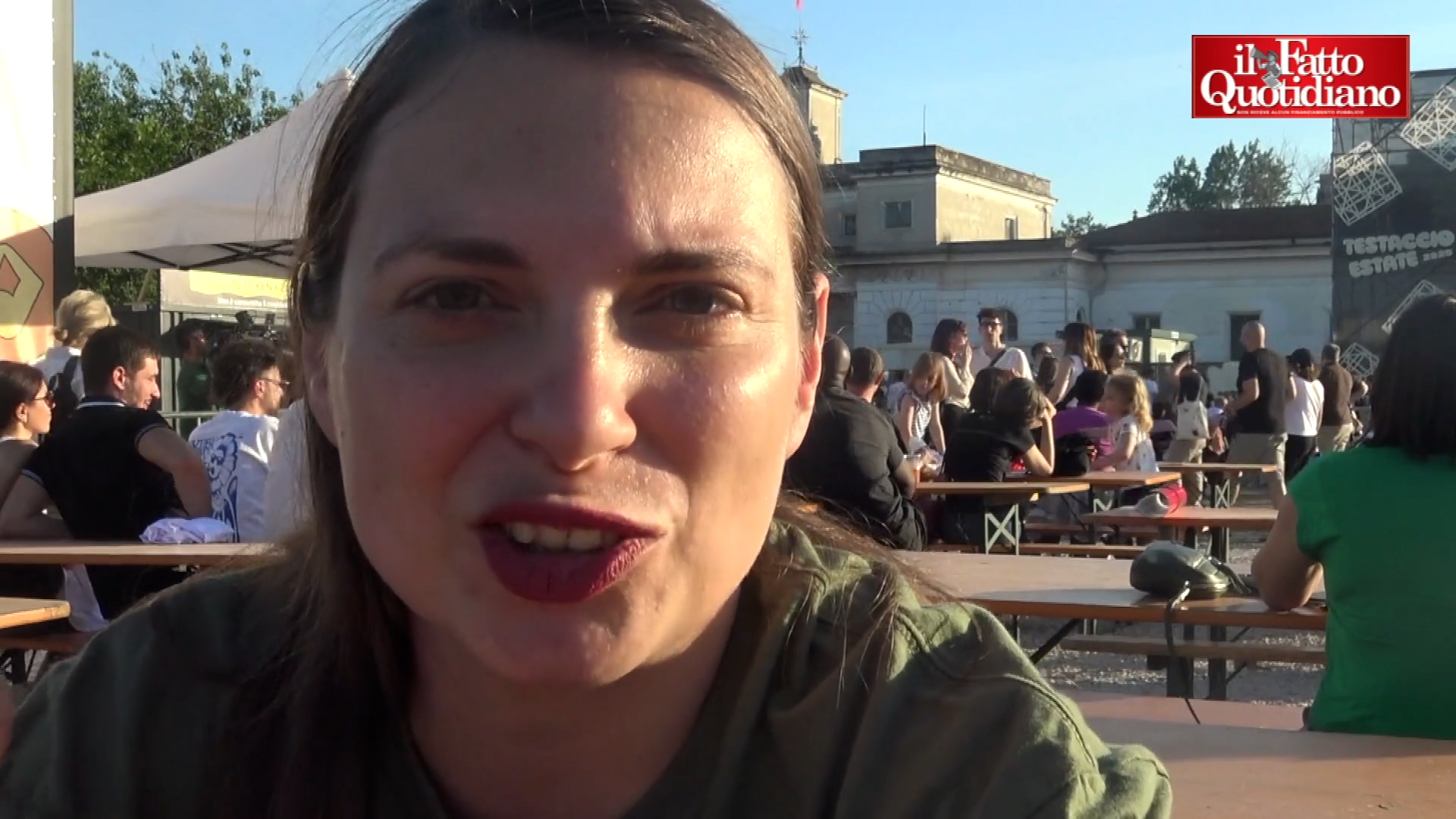 “Altro che 10 anni, ne aspettiamo anche 20 o 30. Rinunciamo a carriere e ambizioni”: le voci degli italiani senza cittadinanza “Altro che 10 anni, ne aspettiamo anche 20 o 30. Rinunciamo a carriere e ambizioni”: le voci degli italiani senza cittadinanza