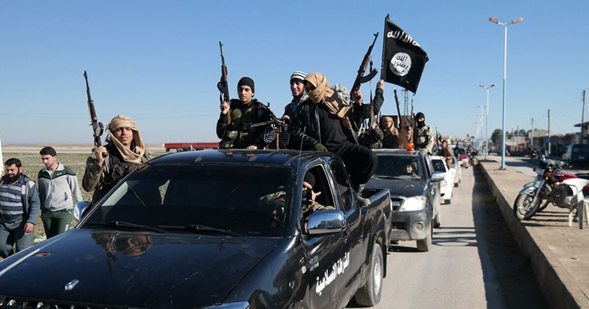 L’ex ministro israeliano Lieberman: “Netanyahu arma un gruppo filo Isis a Gaza per combattere Hamas” L’ex ministro israeliano Lieberman: “Netanyahu arma un gruppo filo Isis a Gaza per combattere Hamas”