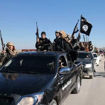 Copertina di L’ex ministro israeliano Lieberman: “Netanyahu arma un gruppo filo-Isis a Gaza per combattere Hamas”