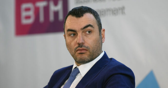 Le accuse all’assessore Delli Noci: il “centro di potere” con gli imprenditori e le “pressioni” per garantirsi l’ascesa