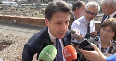 Copertina di Referendum, Conte: “6 milioni di lavoratori sono poveri. Chi dice di non votare vuole tenerli in questa condizione”