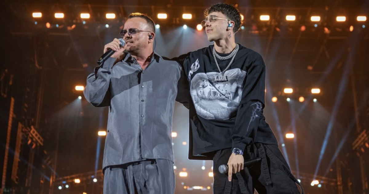 papà spero di diventare l uomo che sei tu poi il maradona viene dopo la commovente dedica di lda a gigi d alessio durante il concerto