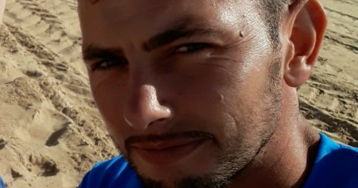 Vasile Frumuzache, il killer aggredito in carcere dal parente di una delle sue vittime: olio bollente sul viso Vasile Frumuzache, il killer aggredito in carcere dal parente di una delle sue vittime: olio bollente sul viso