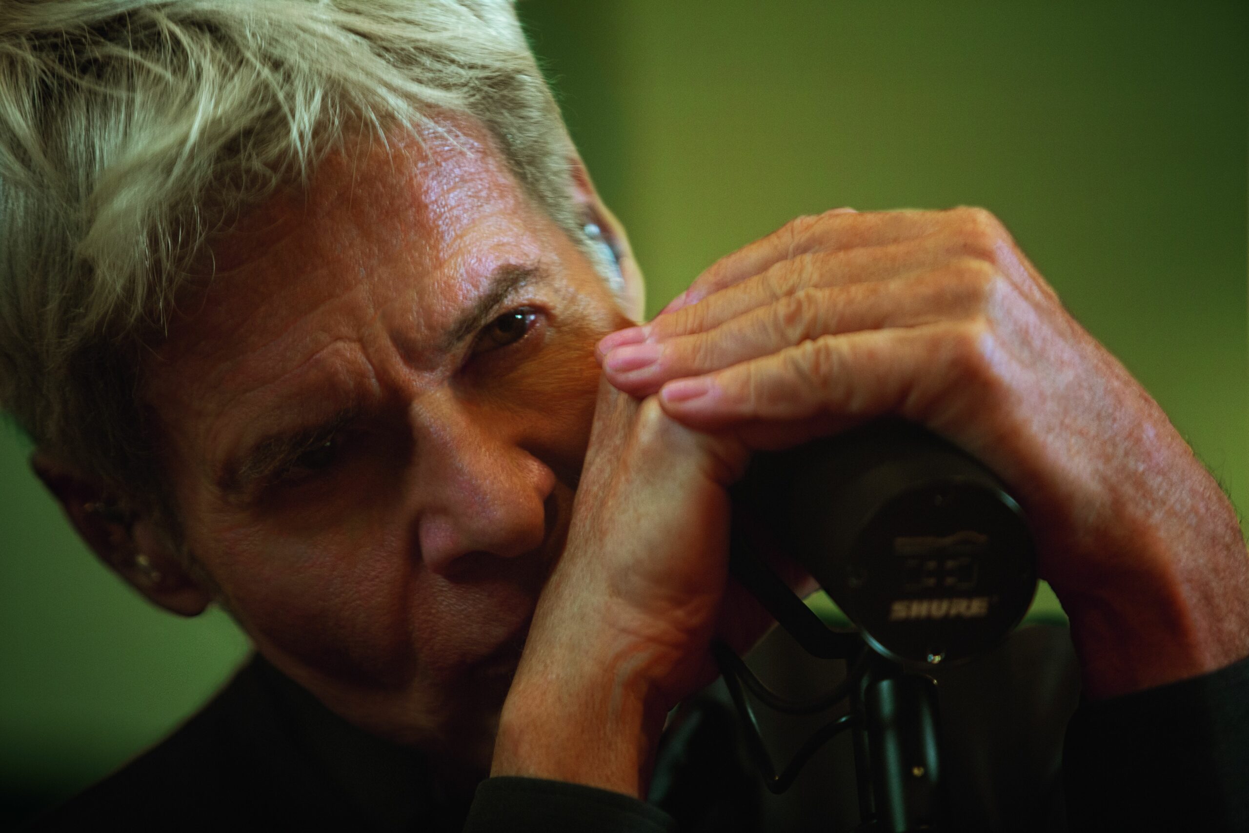 con ‘la vita è adesso sono entrato in crisi pensavo non fosse popolare c erano troppe parole poi è stato il disco più venduto in italia parla claudio baglioni