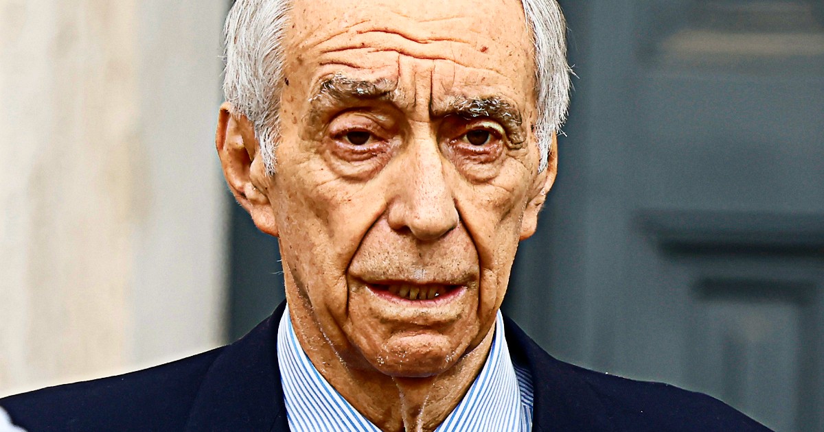 Franco Carraro punta al Coni: l’ultima mossa del “Poltronissimo”, lo sport italiano rischia davvero di affidarsi a un 85enne Franco Carraro punta al Coni: l’ultima mossa del “Poltronissimo”, lo sport italiano rischia davvero di affidarsi a un 85enne