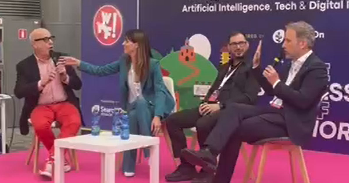 “Democrazia diretta? I grillini pagarono 300mila euro per una ca**ata”: Friedman attacca Casaleggio al Festival dell’Innovazione. Lo scontro “Democrazia diretta? I grillini pagarono 300mila euro per una ca**ata”: Friedman attacca Casaleggio al Festival dell’Innovazione. Lo scontro