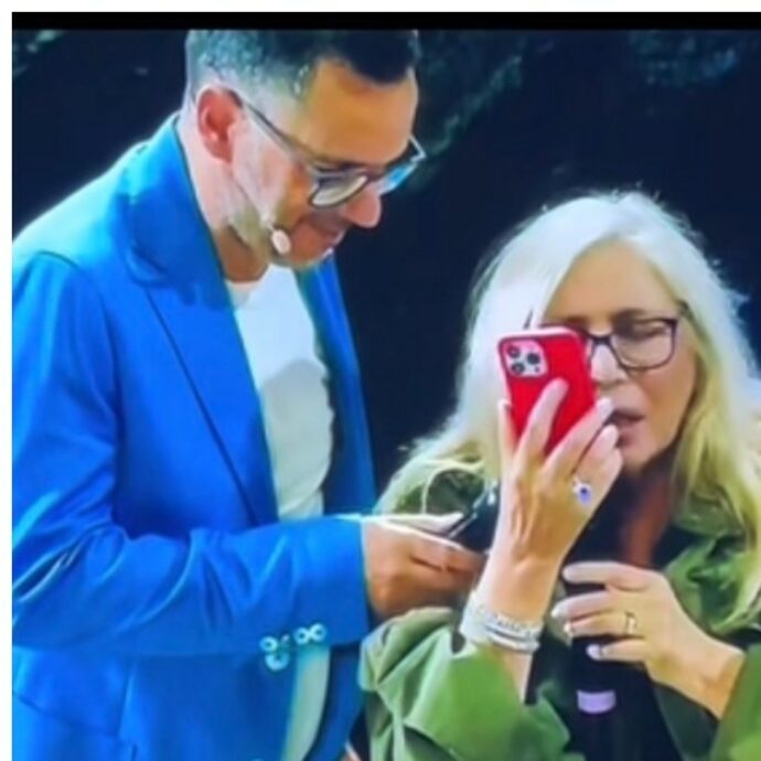 “Non mandare in pensione Tommaso Starace”: l’appello di Mara Venier a Aurelio De Laurentiis – VIDEO