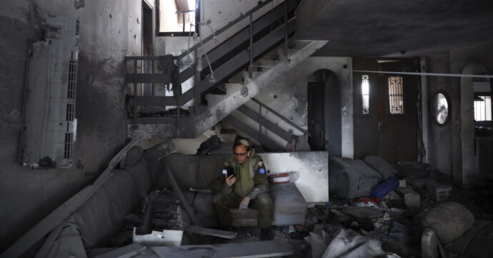 Gaza, 38 persone uccise dagli attacchi israeliani. L’Idf ha colpito anche Beirut, Iran: “Aggressione”