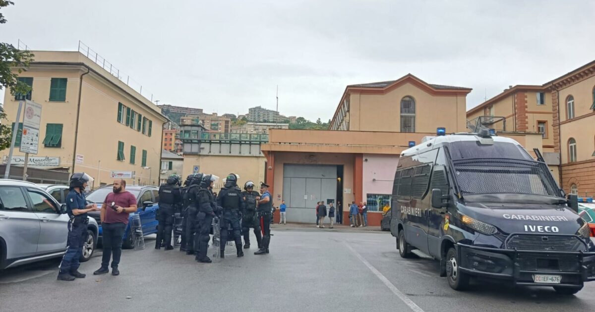 Genova, il ministero della Giustizia avvia verifiche sul presunto stupro di un 18enne nel carcere di Marassi Genova, il ministero della Giustizia avvia verifiche sul presunto stupro di un 18enne nel carcere di Marassi