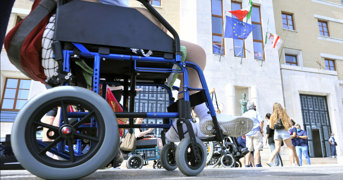veneto persone con disabilit224 costrette a pagarsi la batteria delle carrozzine elettriche isolati e discriminati