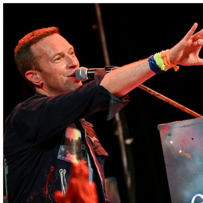 “Lei voleva dei figli, ma lui ha detto di aver chiuso con quel capitolo”: i motivi dietro la rottura tra Chris Martin e Dakota Johnson