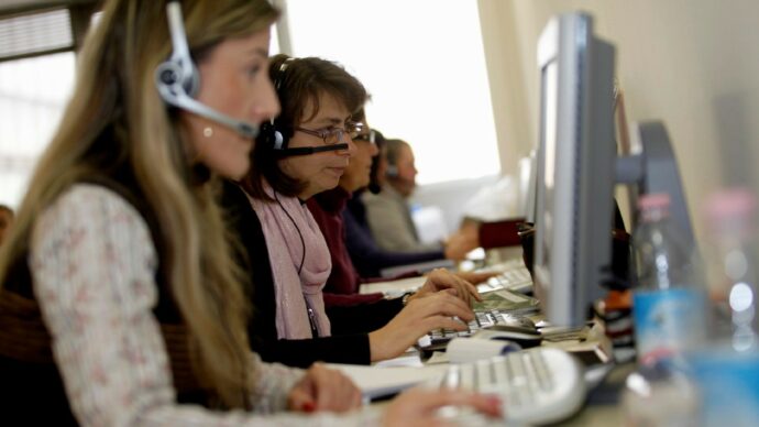 Precipita la crisi dei call center: sciopero l’11 novembre. Slc Cgil: “In Sicilia 7mila posti a rischio, rischio disastro sociale”