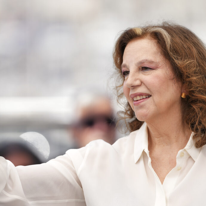 “Il cinema non esiste e credo che anche io non lo farò più. Un sacco di premi inutili, di tappeti rossi irrilevanti, di caz**tine”: parla Stefania Sandrelli