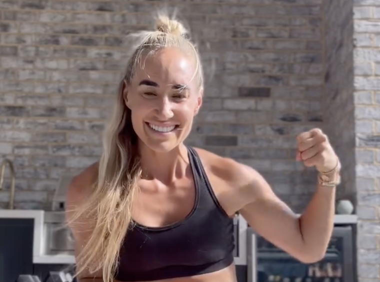 “Ho un cancro al colon e non me lo spiego. Faccio fitness e mangio sano, no agli sgarri. Poi il chirurgo mi ha detto il perché”: la storia di Danni Duncan “Ho un cancro al colon e non me lo spiego. Faccio fitness e mangio sano, no agli sgarri. Poi il chirurgo mi ha detto il perché”: la storia di Danni Duncan
