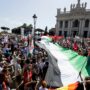 Copertina di Gaza, 250 presidi campani firmano contro il genocidio: “Sta morendo la civiltà dell’Occidente”