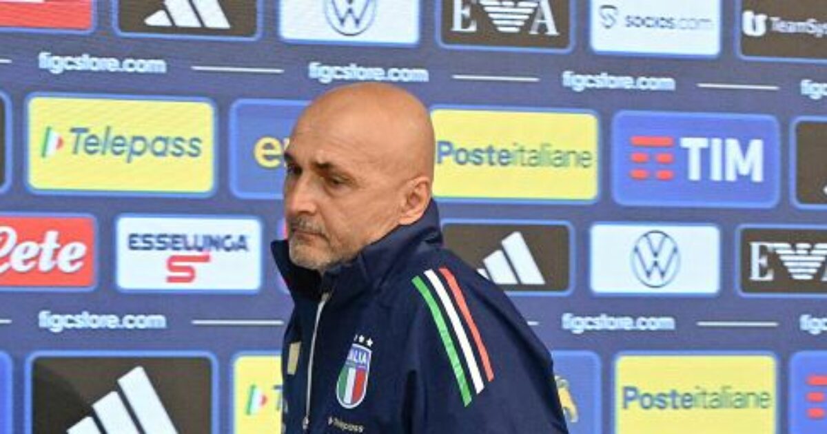 Spalletti esonerato: si commuove e lascia la conferenza stampa. “Deluso da me stesso” Spalletti esonerato: si commuove e lascia la conferenza stampa. “Deluso da me stesso”