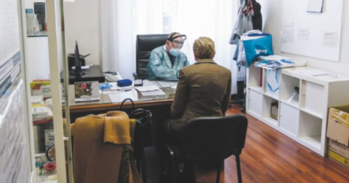 Sempre meno oneri e maggiori onori: il medico di base vuole demandare tutto?