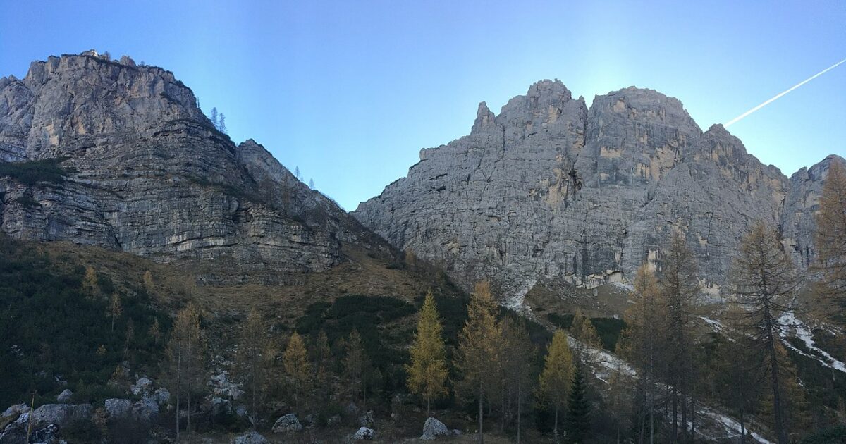 parco regionale dell8217adamello mountain wilderness contro l8217assessore vuole ridurlo di 25000 ettari una provocazione