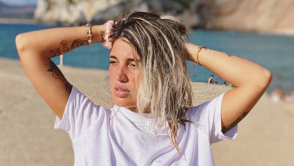 “Ho un disturbo borderline diagnosticato. Due anni fa ho avuto una grossa crisi, mi sono rasata a zero e ho scolato una boccetta di codeina, soffrivo…”: così Veronica Satti, la figlia di Bobby Solo