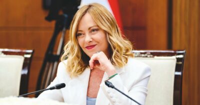 Copertina di Più firme, meno clic:  Meloni ora prepara la norma anti-Ghali