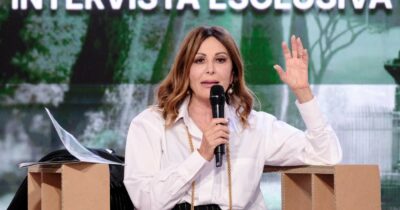 Copertina di Santanchè, rallenta il processo per falso in bilancio: cambiano due giudici, il dibattimento inizierà solo dopo l’estate