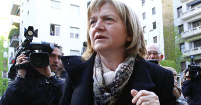 Copertina di “Per noi il colpevole è Alberto Stasi. Su nostra figlia Chiara Poggi dette cose assurde e diffamatorie”