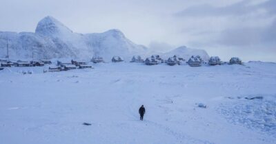 Copertina di “Sconfitta per la democrazia del calcio”: perché la Groenlandia non può giocare a pallone