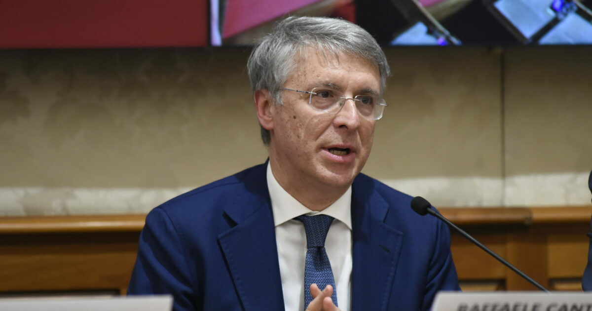 napoli nord sfida a due per la procura cantone vuol tornare a casa ma la destra punta sul pm vicino a mantovano
