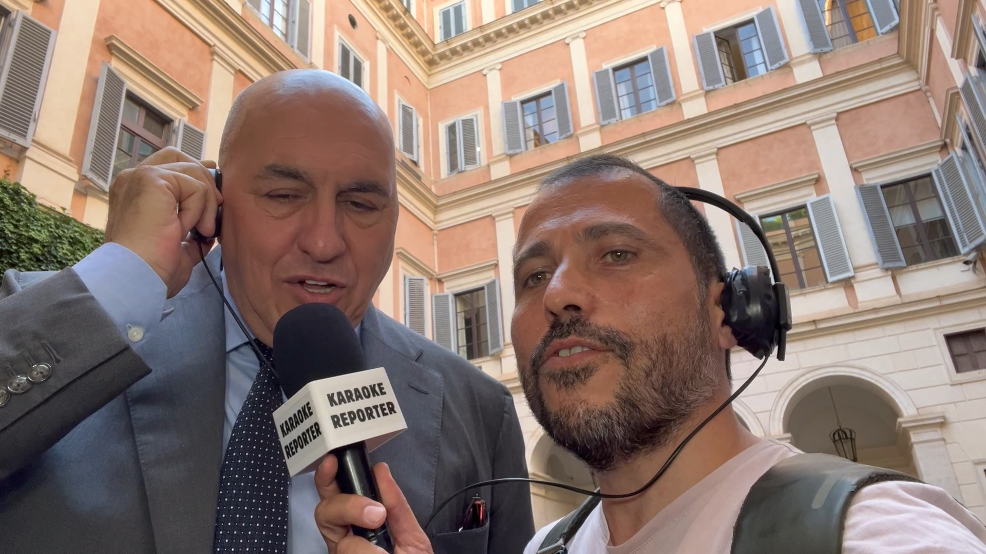 crosetto canta c8217era un ragazzo che come me di gianni morandi fatela ascoltare a putin 8211 video