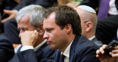 Copertina di “Via Carrai dalla fondazione Meyer”: mozione di 5S, Pd e Avs in Regione