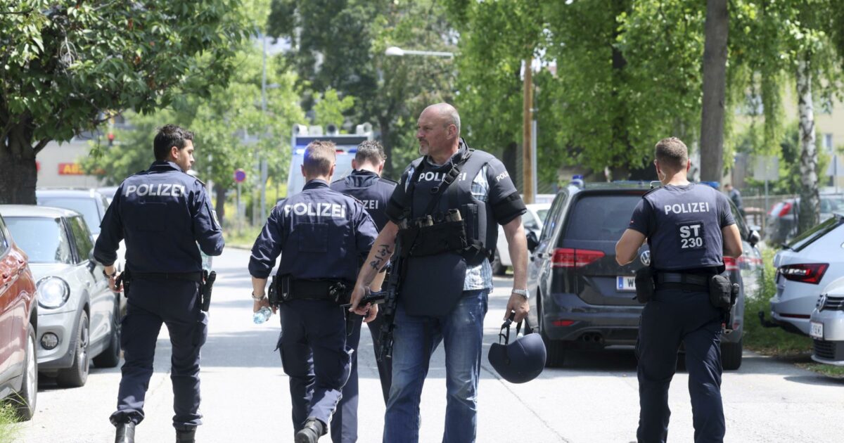 strage di graz ritrovata una bomba artigianale nell8217abitazione dell8217attentatore