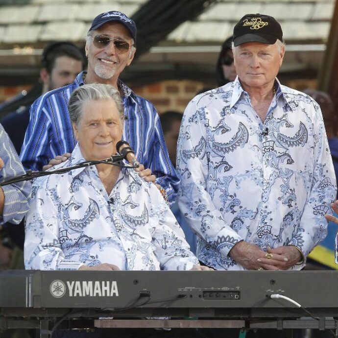 Morto Brian Wilson, il genio delle hit che ha rivoluzionato la musica con i Beach Boys