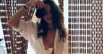 Copertina di Ilary Blasi provoca Spalletti: posta un video del suo balletto sulle note di ‘Piccolo uomo’