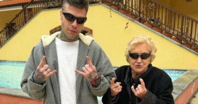 Copertina di Lutto per Fedez, è morta Luciana Violini: “Ci mancherai tanto”. La nonna del rapper aveva 94 anni